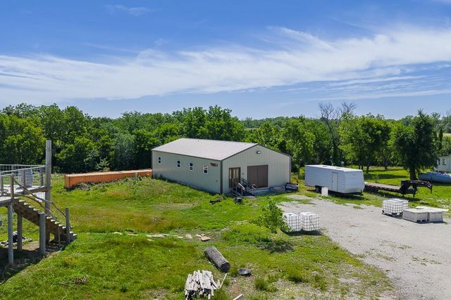 24305 Loring Road, Lawrence, KS 66044