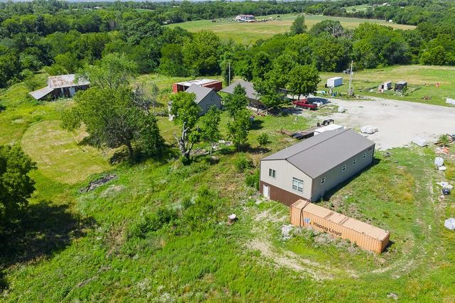 24305 Loring Road, Lawrence, KS 66044