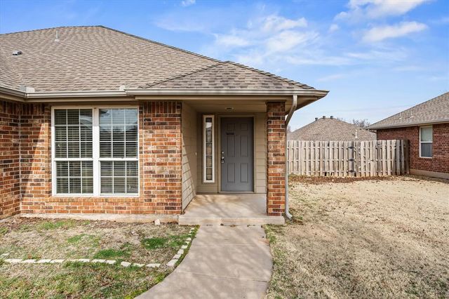 429 Bright Angel Trail, Edmond, OK 73003