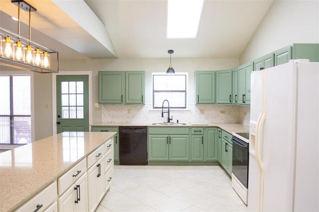 409 Fields Highway, Dequincy, LA 70633