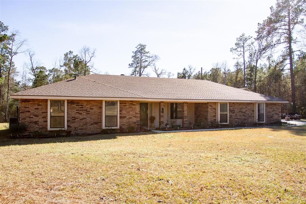 409 Fields Highway, Dequincy, LA 70633