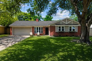 9314 Vickijohn Drive, Houston, TX 77031