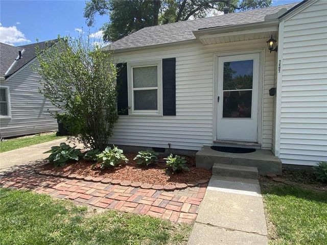 1401 E 21st Avenue, North Kansas City, MO 64116