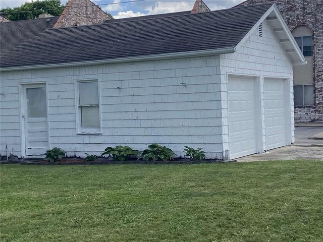 1401 E 21st Avenue, North Kansas City, MO 64116