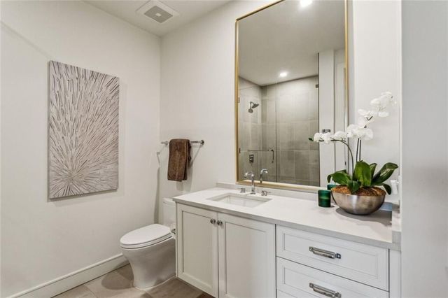 2520 Peachtree Road 602, Atlanta, GA 30305