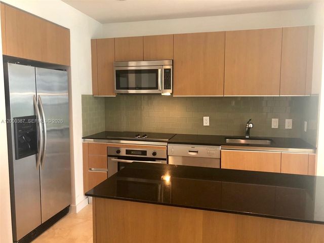 1050 BRICKELL AV 1408, Miami, FL 33131