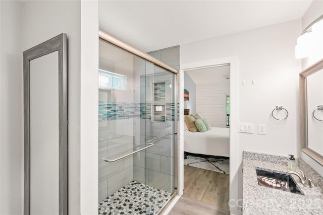 3909 Armitage Drive, Charlotte, NC 28269
