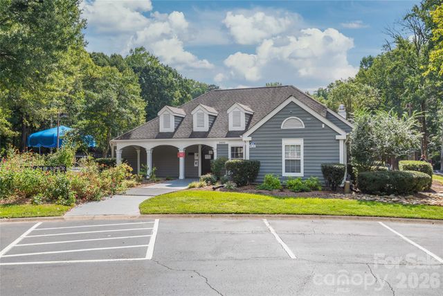 3909 Armitage Drive, Charlotte, NC 28269