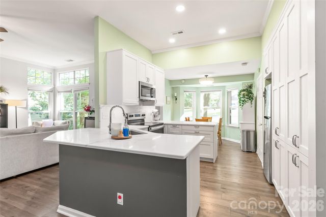 3909 Armitage Drive, Charlotte, NC 28269