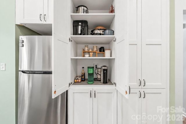 3909 Armitage Drive, Charlotte, NC 28269