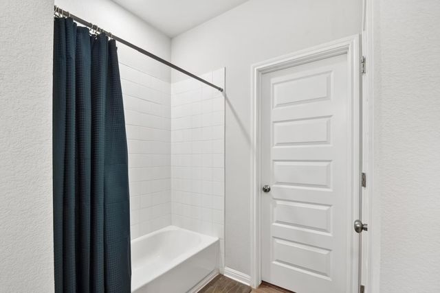 255 Spirit ST, Elgin, TX 78621