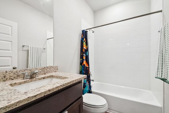 255 Spirit ST, Elgin, TX 78621