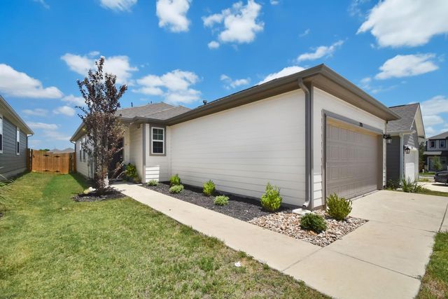255 Spirit ST, Elgin, TX 78621