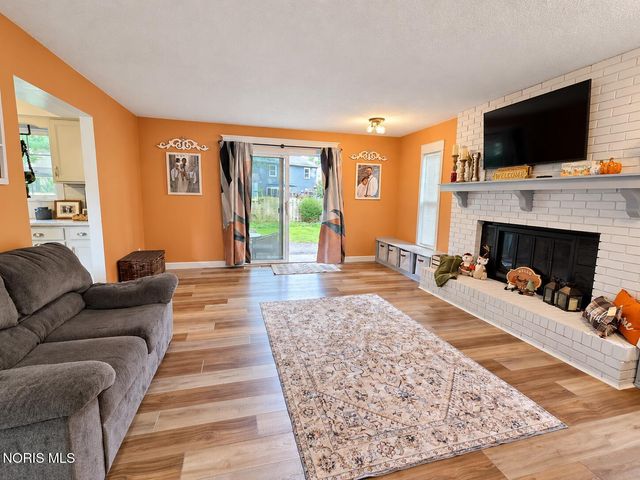 2344 Cheshire Woods Road, Toledo, OH 43617