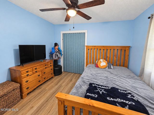 2344 Cheshire Woods Road, Toledo, OH 43617