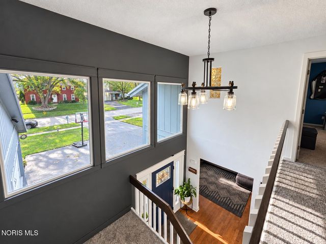 2344 Cheshire Woods Road, Toledo, OH 43617