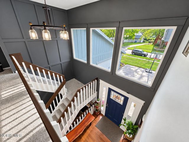 2344 Cheshire Woods Road, Toledo, OH 43617