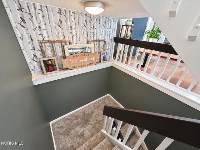 2344 Cheshire Woods Road, Toledo, OH 43617