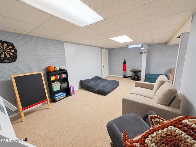 2344 Cheshire Woods Road, Toledo, OH 43617