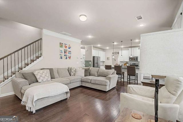 401 Water Oak Court, Canton, GA 30114