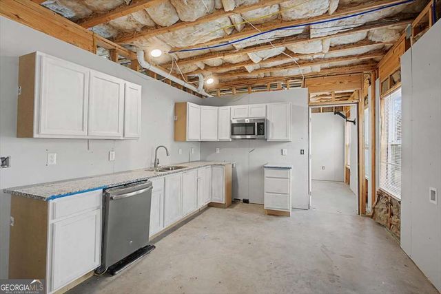 401 Water Oak Court, Canton, GA 30114