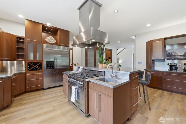 1136 14th Avenue, Fox Island, WA 98333