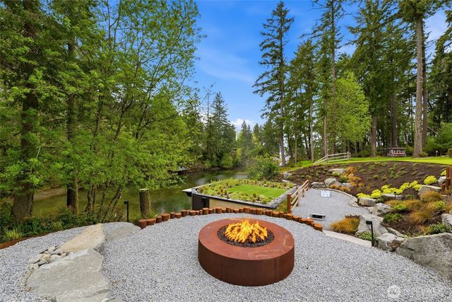 1136 14th Avenue, Fox Island, WA 98333