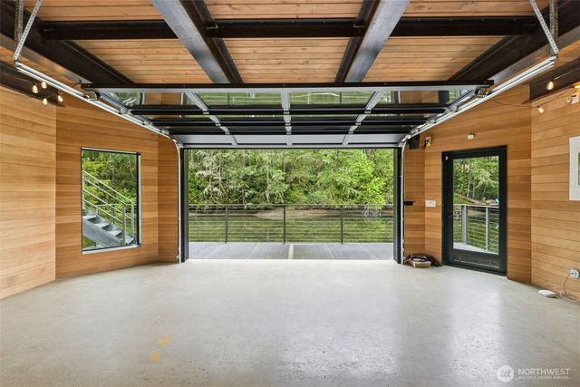 1136 14th Avenue, Fox Island, WA 98333