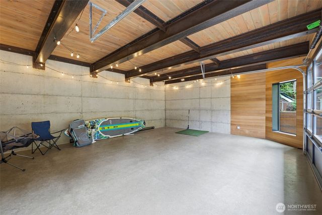 1136 14th Avenue, Fox Island, WA 98333