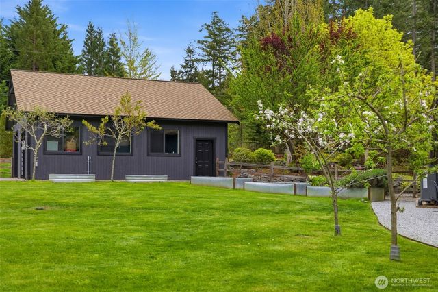 1136 14th Avenue, Fox Island, WA 98333
