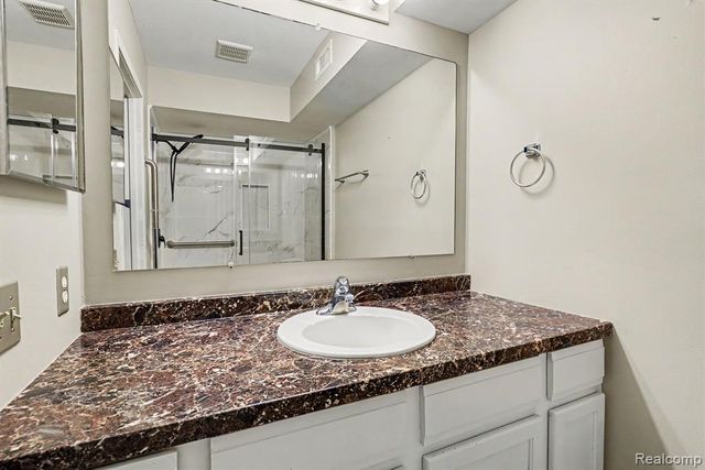 418 Water Tower Circle, Brighton, MI 48116