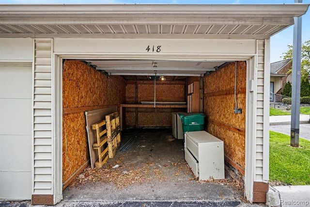 418 Water Tower Circle, Brighton, MI 48116