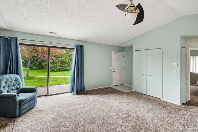 418 Water Tower Circle, Brighton, MI 48116