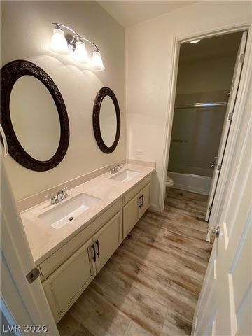 398 Pollino Peaks Street, Las Vegas, NV 89138