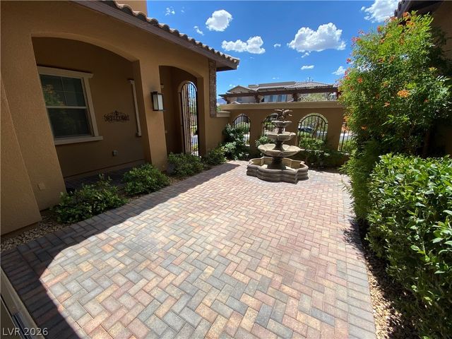 398 Pollino Peaks Street, Las Vegas, NV 89138