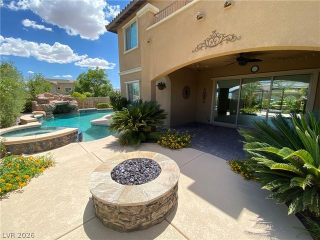 398 Pollino Peaks Street, Las Vegas, NV 89138
