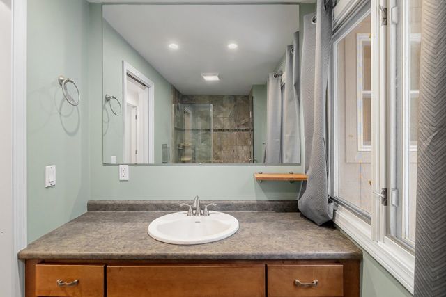 78 Pinebrook Road, Waitsfield, VT 05673