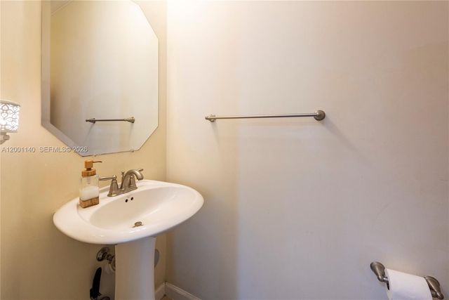 3361 NW 125th Ave, Sunrise, FL 33323