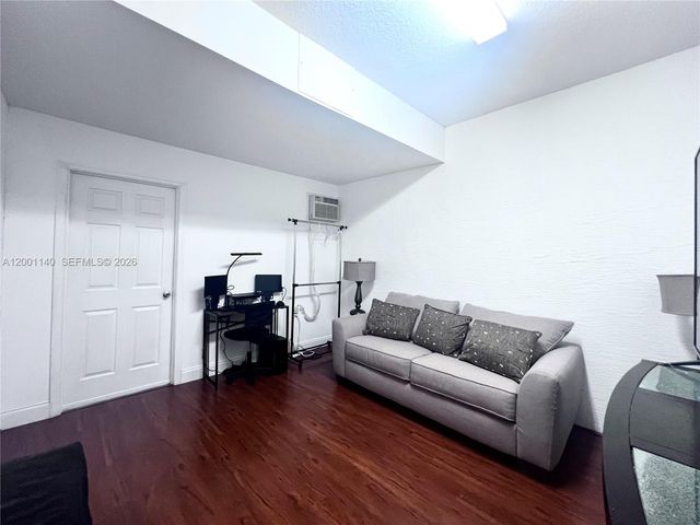 3361 NW 125th Ave, Sunrise, FL 33323