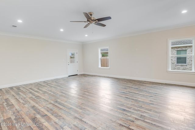 3300 N 9th Street, Ocean Springs, MS 39564