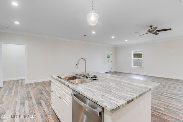 3300 N 9th Street, Ocean Springs, MS 39564