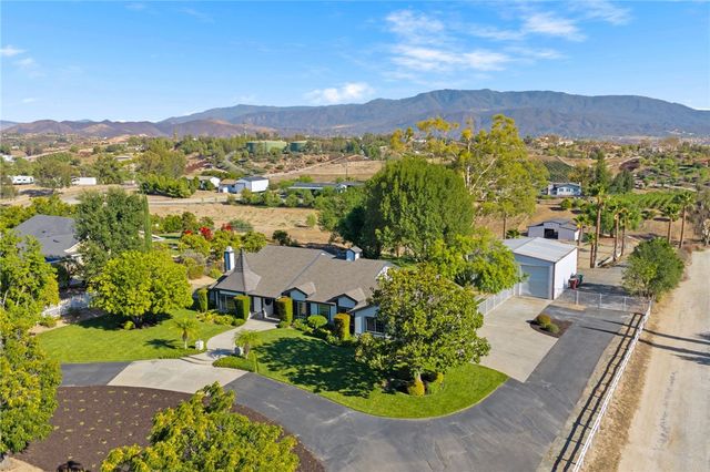 33747 Madera De Playa, Temecula, CA 92592