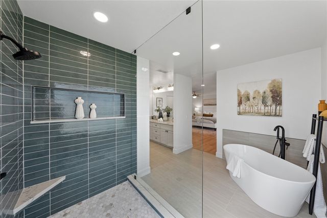 33747 Madera De Playa, Temecula, CA 92592