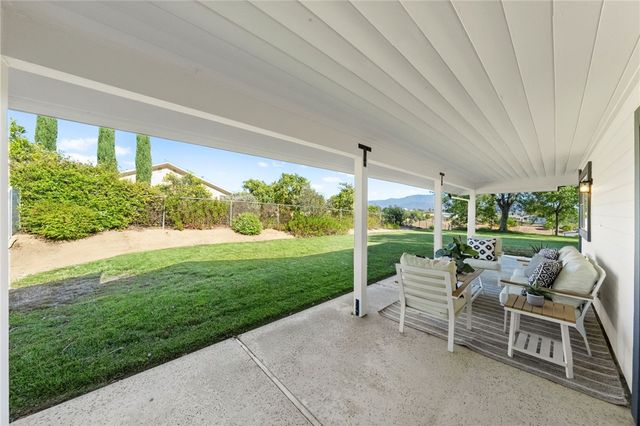 33747 Madera De Playa, Temecula, CA 92592