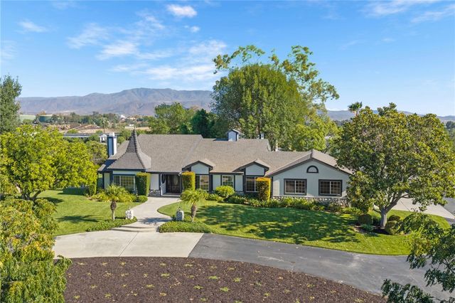 33747 Madera De Playa, Temecula, CA 92592