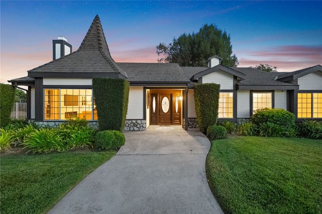 33747 Madera De Playa, Temecula, CA 92592