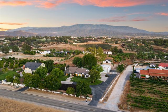 33747 Madera De Playa, Temecula, CA 92592