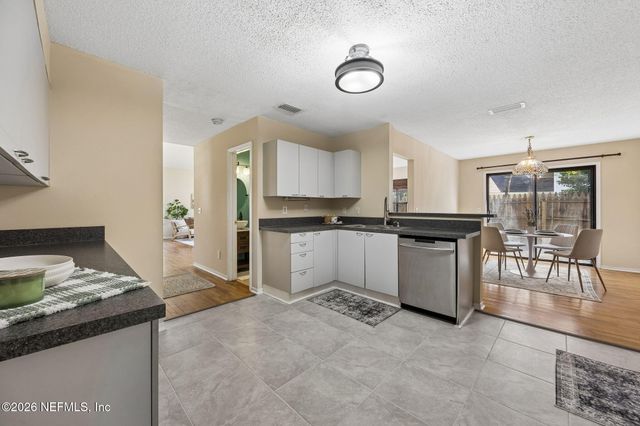 3547 MARSH CREEK Drive, Jacksonville, FL 32277