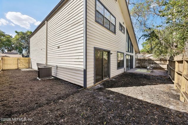 3547 MARSH CREEK Drive, Jacksonville, FL 32277