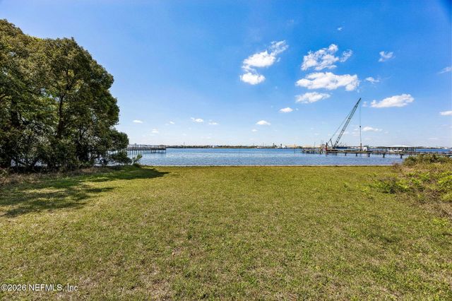 3547 MARSH CREEK Drive, Jacksonville, FL 32277